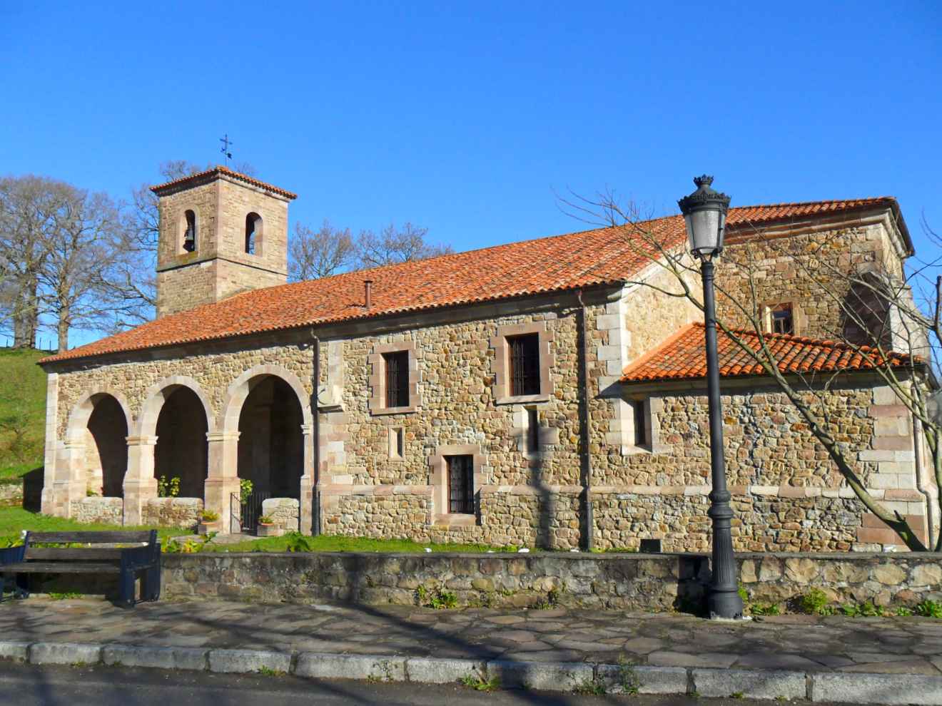 Iglesia de San Pedro de Santibáñez